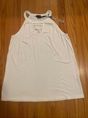 NWT Coco + Carmen top